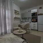 La Vitta E Bella