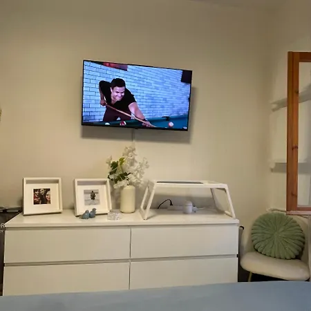 La E Bella