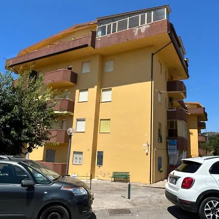 La E Bella *