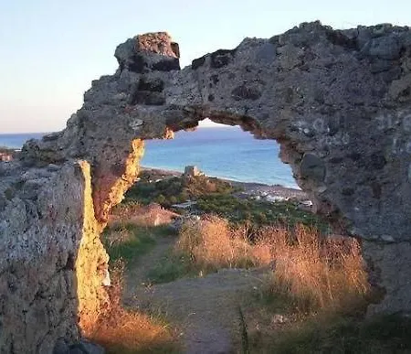 La E Bella Апартаменты Скалея